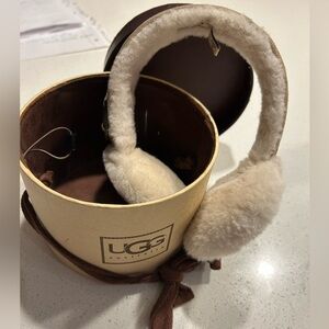 UGG Earmuffs in Beige w/ box